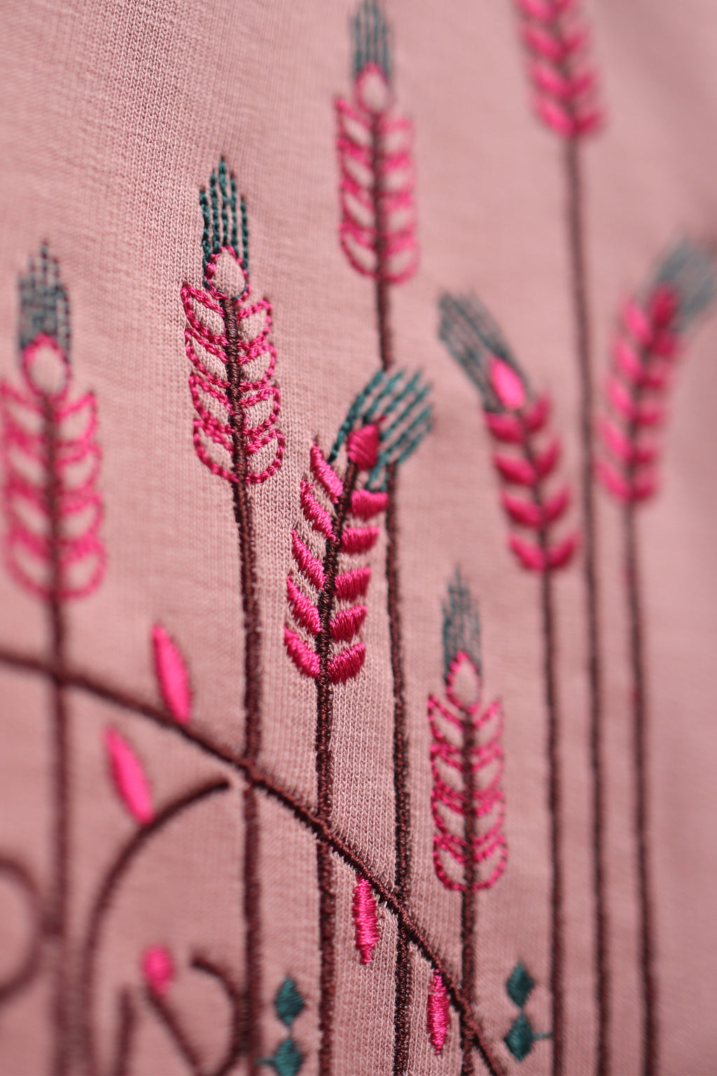 Embroidered Oversized T-shirt | Flower Wild Stitch Design Premium | Pink T-Shirt