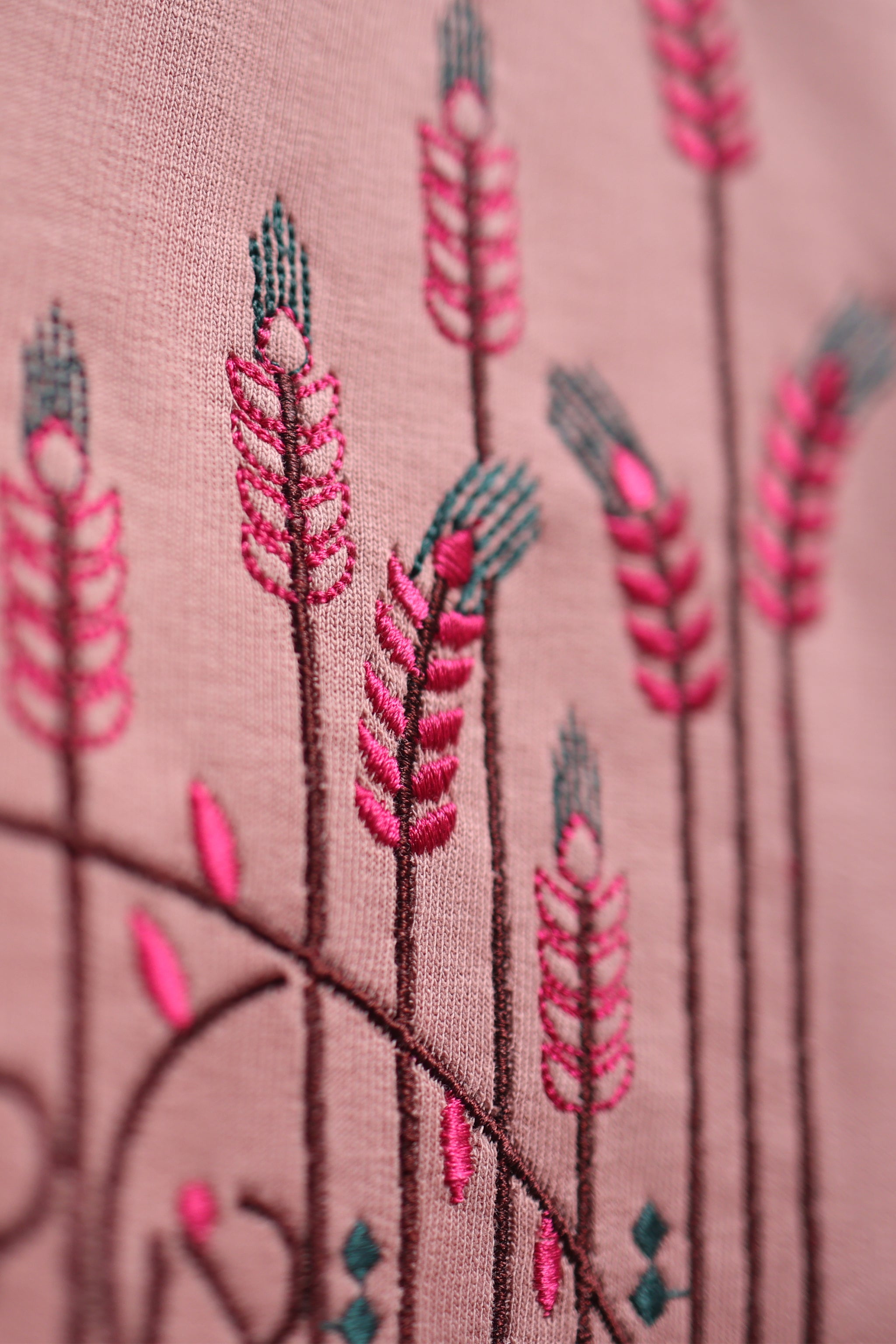 Embroidered Oversized T-shirt Pink Wild Stitch