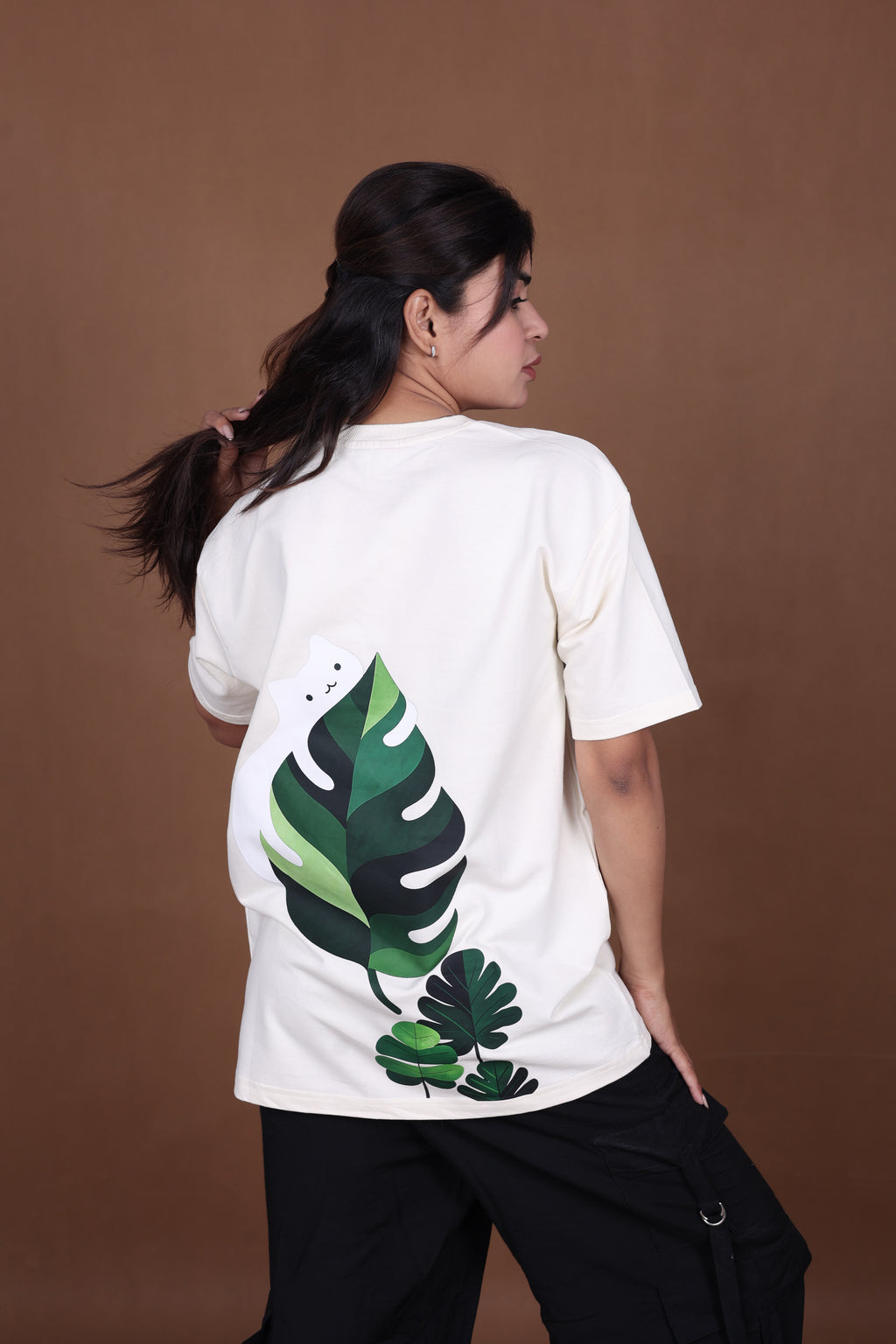 Printed Oversized T-shirt | Cute Cat Leaf Back Print | Off-White T-Shirt