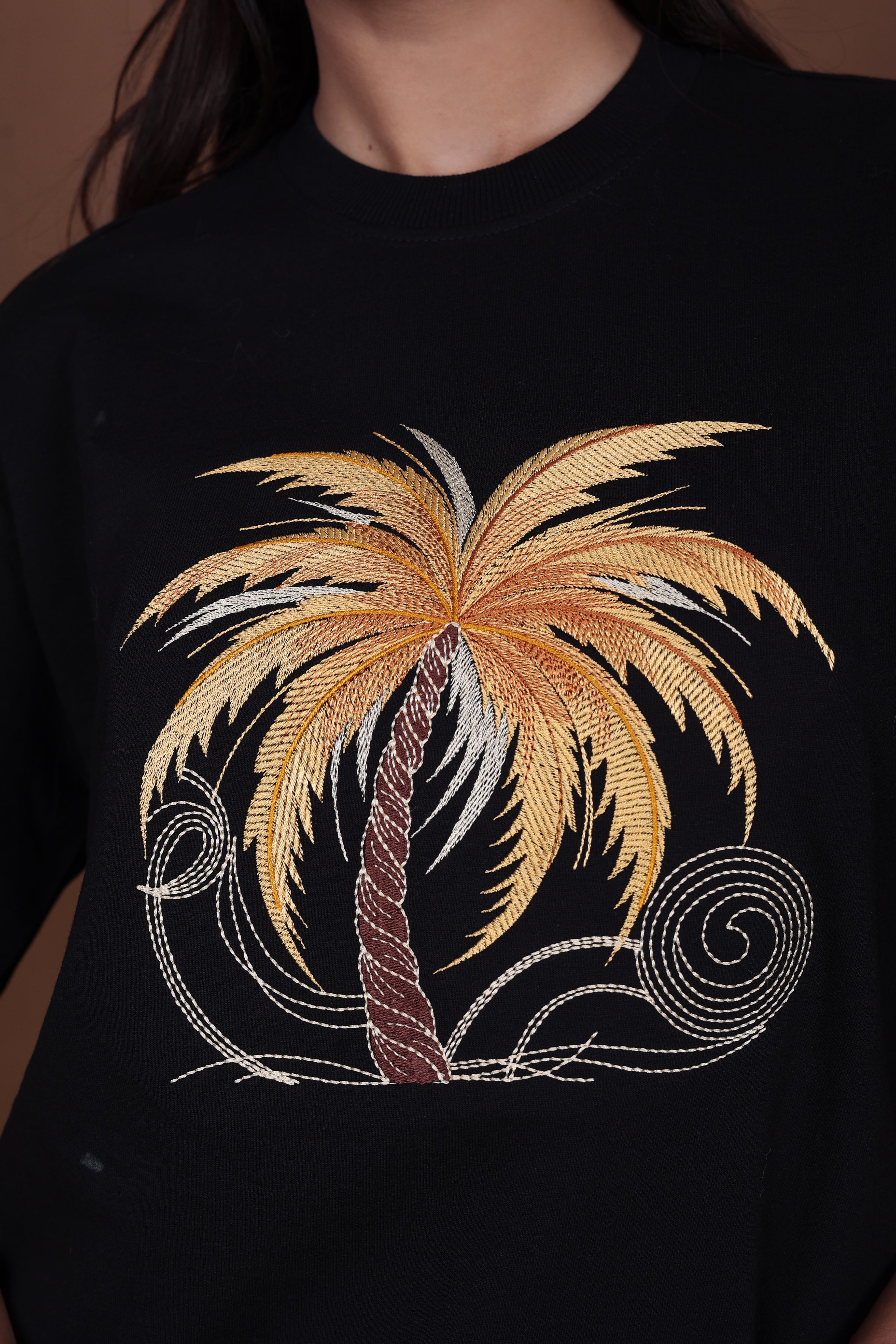 Embroiderd Oversized T-Shirt | SOUL PALM Premium | Black T-Shirt