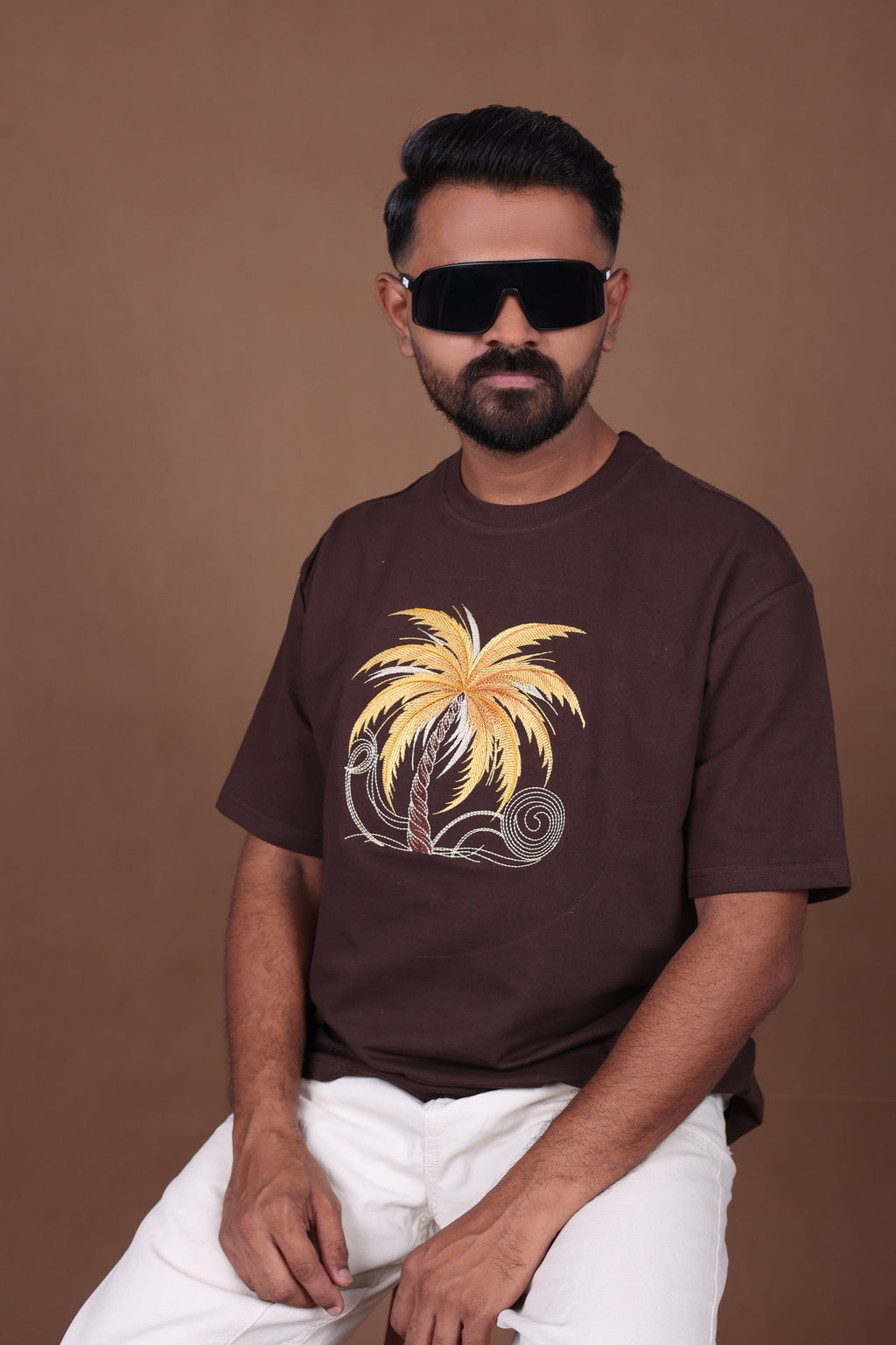 Embroiderd Oversized T-Shirt | SOUL PALM Premium | Brown T-Shirt