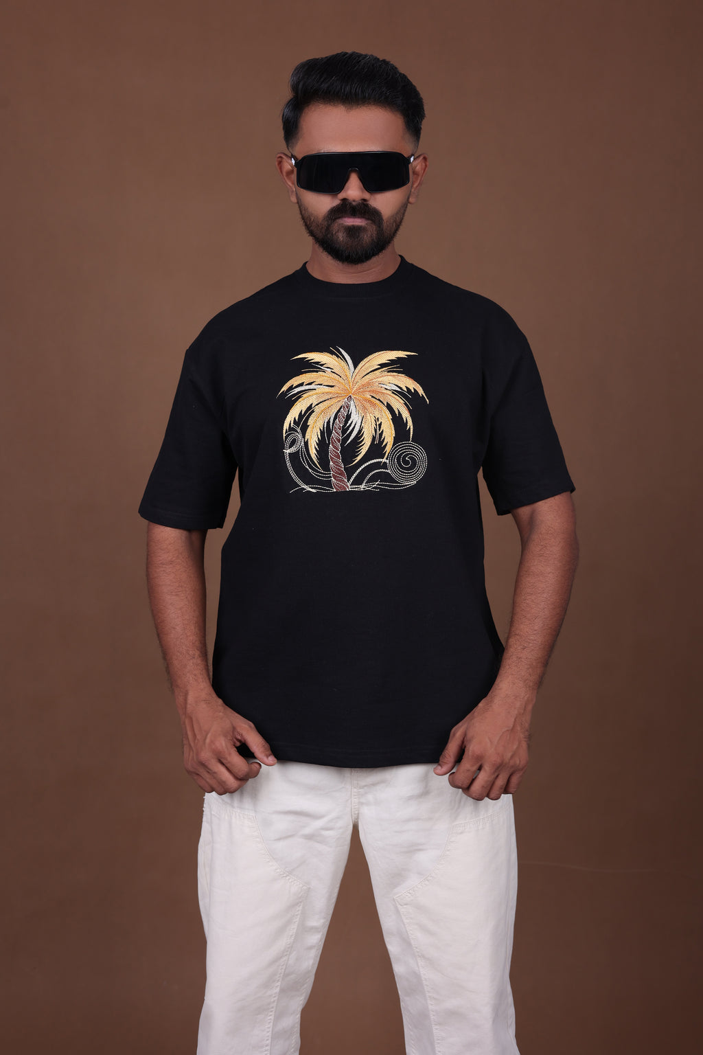 Embroiderd Oversized T-Shirt | SOUL PALM Premium | Black T-Shirt