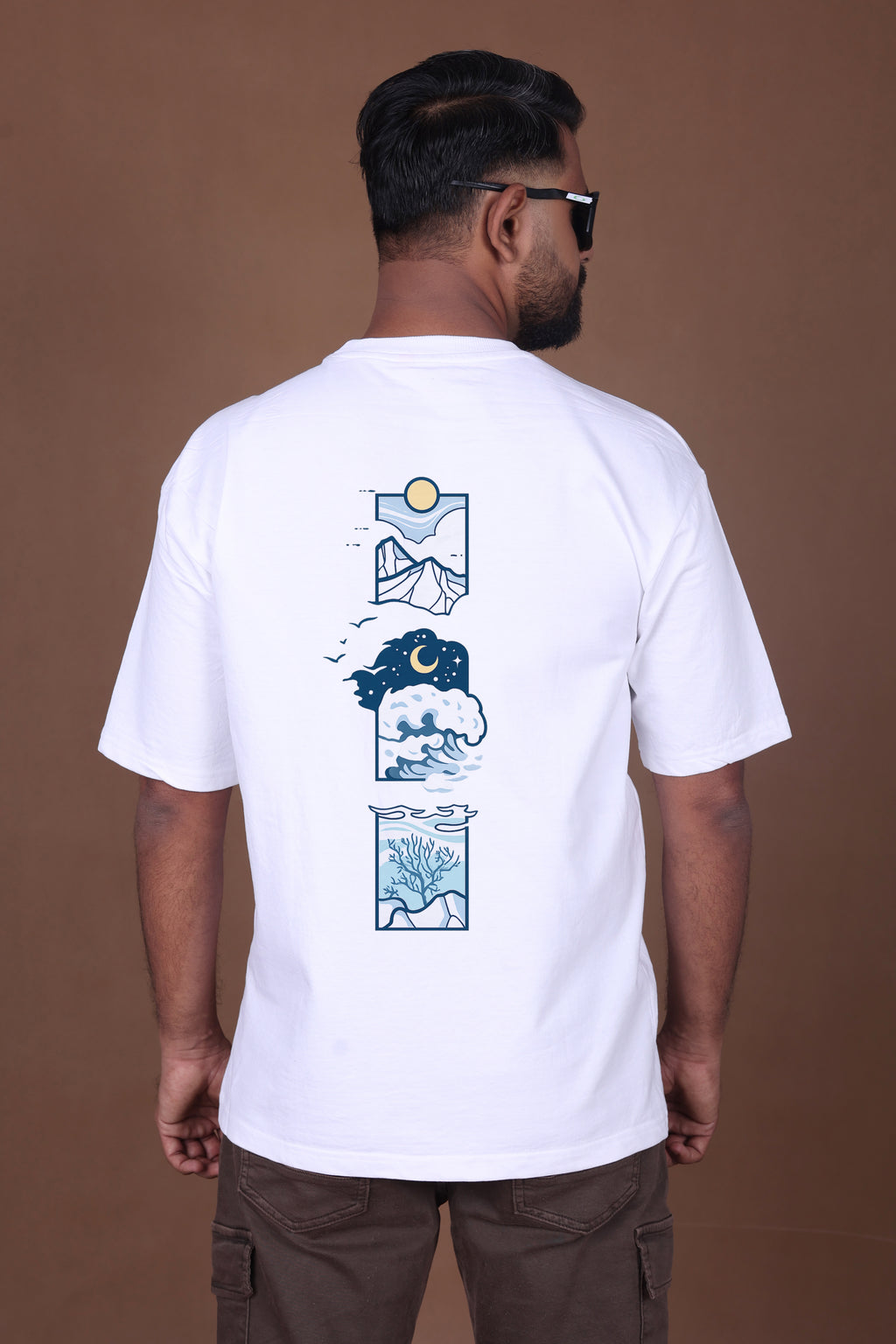 Printed Oversized T-shirt | Traveler Graphic | White T-Shirt