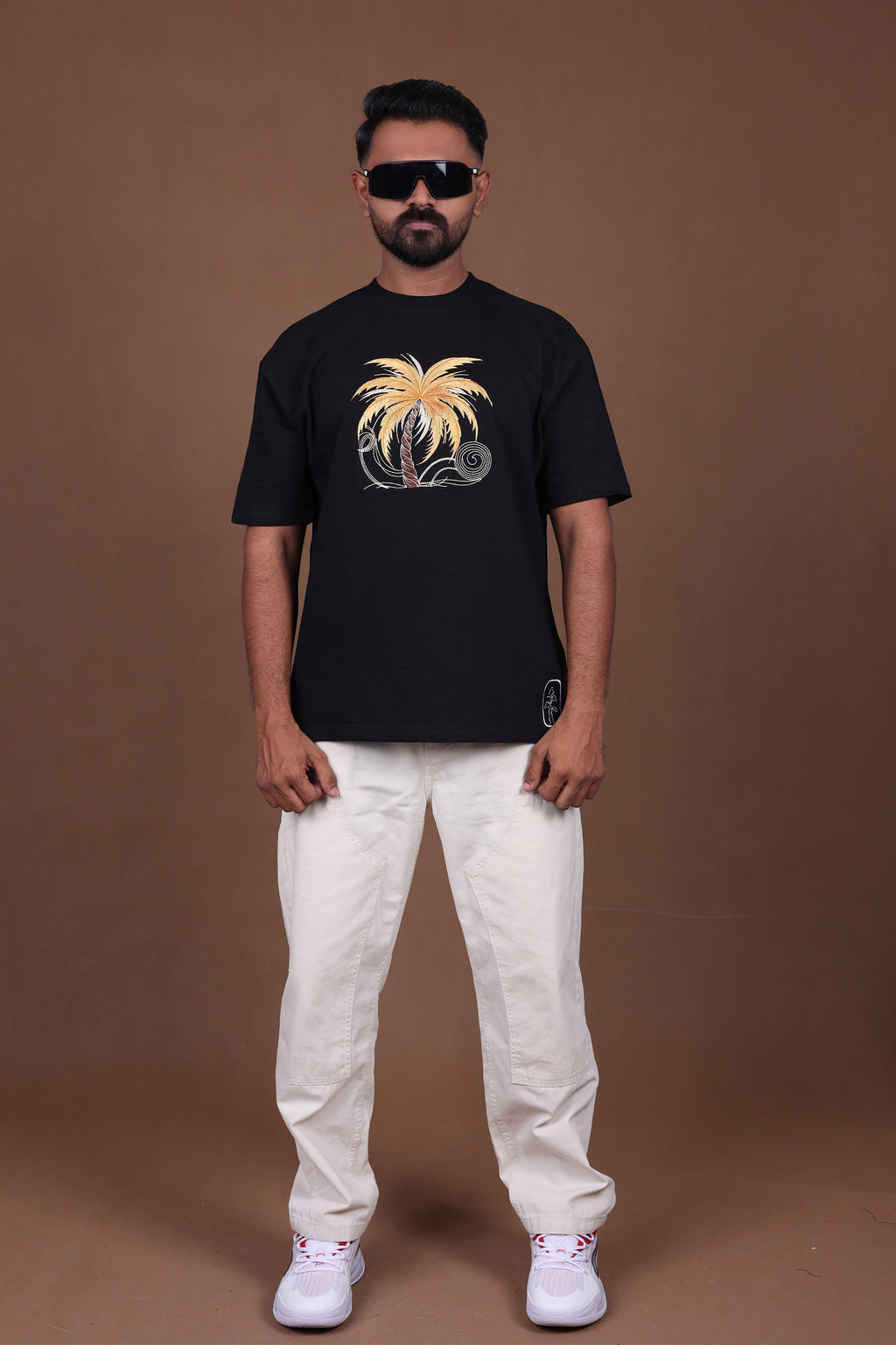Embroiderd Oversized T-Shirt | SOUL PALM Premium | Black T-Shirt
